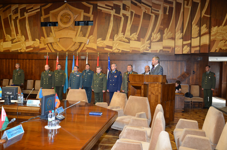 Ауылдағы үйдегі секс