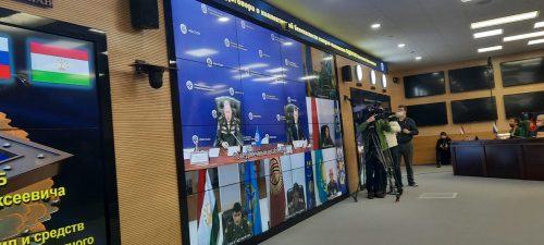Начальник Объединенного штаба ОДКБ Анатолий Сидоров на on-line брифинге проинформировал о готовности сил и средств системы коллективной безопасности ОДКБ к проведению совместного оперативно-стратегического учения ’’Боевое братство-2021" Начальник Объединенного штаба ОДКБ Анатолий Сидоров на on-line брифинге проинформировал о готовности сил и средств системы коллективной безопасности ОДКБ к проведению совместного оперативно-стратегического учения ’’Боевое братство-2021"