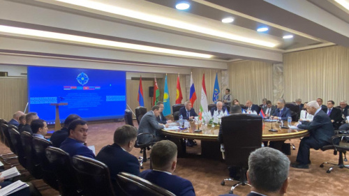 Деловой Совет при МКВЭС ОДКБ обсудил развитие кооперационных и интеграционных связей предприятий и организаций оборонных отраслей промышленности государств – членов Организации Деловой Совет при МКВЭС ОДКБ обсудил развитие кооперационных и интеграционных связей предприятий и организаций оборонных отраслей промышленности государств – членов Организации