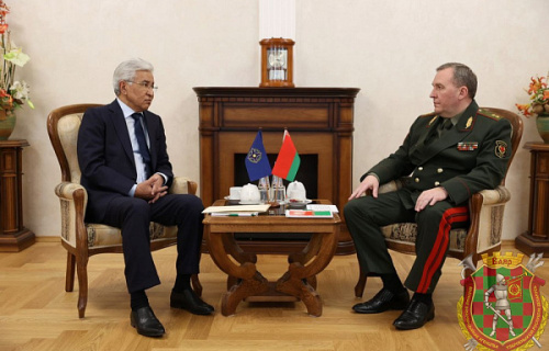 Генеральный секретарь ОДКБ Имангали Тасмагамбетов встретился с Министром обороны Беларуси Виктором Хрениным 