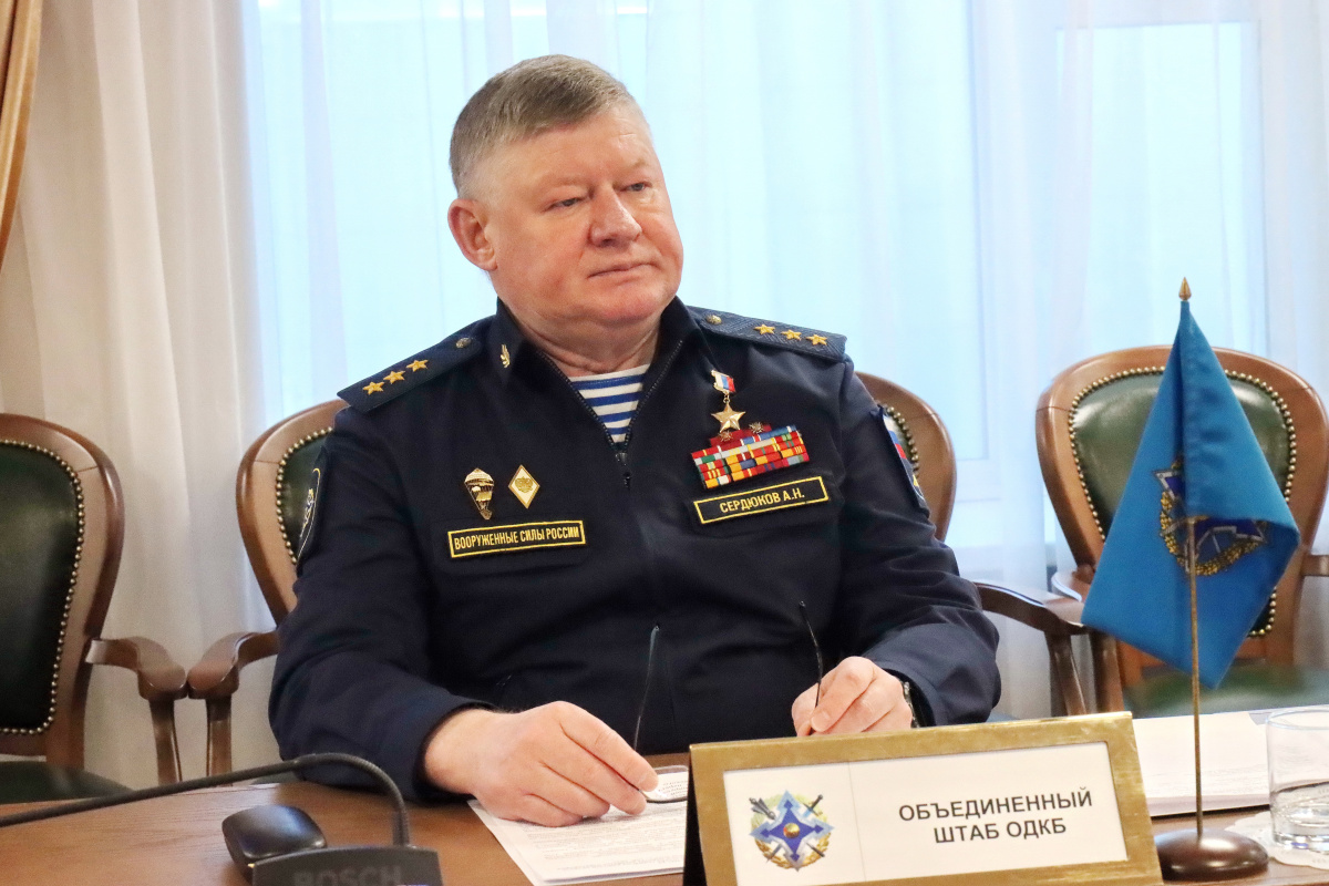 Начальник Объединенного штаба ОДКБ провел рабочую встречу   с главами делегаций, участвовавшими в первых штабных переговорах