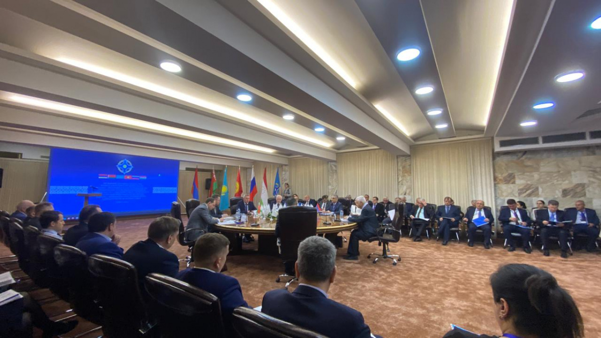 Деловой Совет при МКВЭС ОДКБ обсудил развитие кооперационных и интеграционных связей предприятий и организаций оборонных отраслей промышленности государств – членов Организации Деловой Совет при МКВЭС ОДКБ обсудил развитие кооперационных и интеграционных связей предприятий и организаций оборонных отраслей промышленности государств – членов Организации