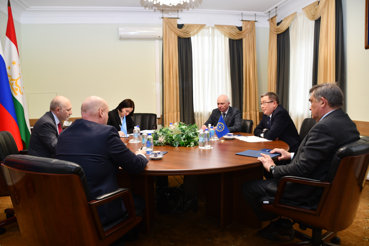 О встрече заместителя Генерального секретаря ОДКБ Самата Ордабаева и Специального представителя Генерального секретаря ООН по Центральной Азии Кахи Имнадзе