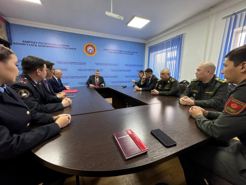 Ряд должностных лиц Кыргызстана отмечены наградами ОДКБ Ряд должностных лиц Кыргызстана отмечены наградами ОДКБ