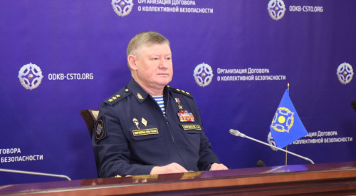 Состоялся брифинг начальника Объединенного штаба ОДКБ Андрея Сердюкова Состоялся брифинг начальника Объединенного штаба ОДКБ Андрея Сердюкова