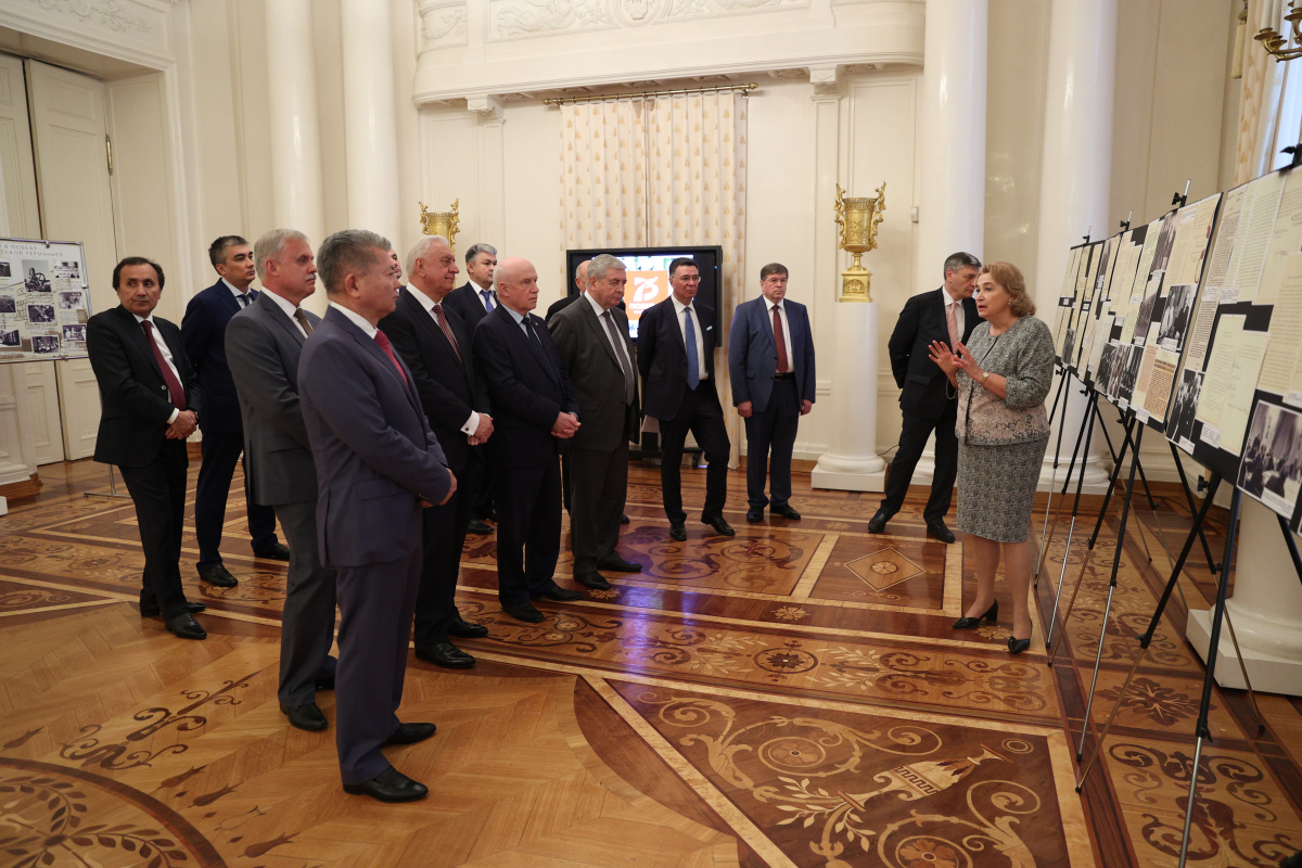 Генеральный секретарь ОДКБ Станислав Зась принял участие в завтраке от имени Министра иностранных дел Российской Федерации С.В.Лаврова, приуроченном к 75-й годовщине Победы в Великой Отечественной войне