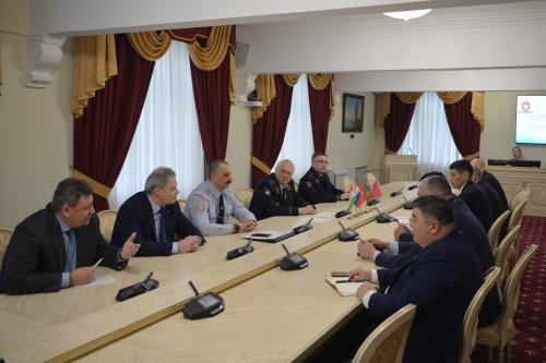 В Академии управления МВД России проходит тренинг для представителей правоохранительных органов государств - членов ОДКБ