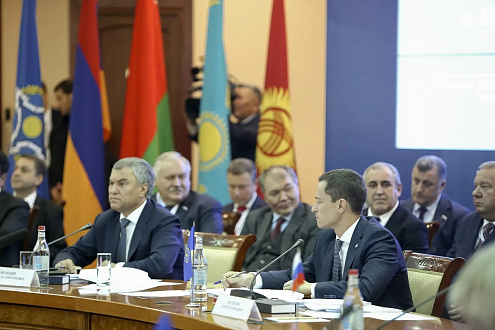 Парламентская Ассамблея ОДКБ избрала Вячеслава Володина председателем на три года - РИА Новости Парламентская Ассамблея ОДКБ избрала Вячеслава Володина председателем на три года - РИА Новости