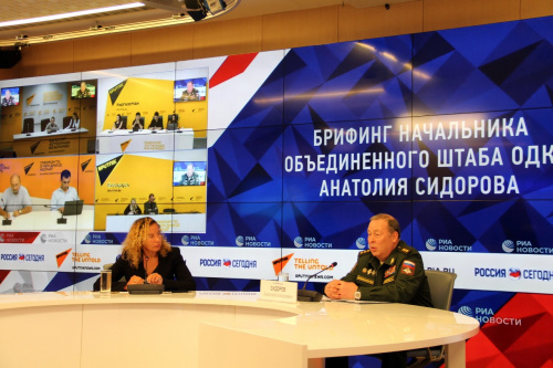 24 сентября состоялся брифинг начальника Объединенного штаба ОДКБ Анатолия Сидорова о готовности органов управления и формирований сил и средств системы коллективной безопасности ОДКБ к проведению оперативно-стратегического учения "Боевое братство-2019" 24 сентября состоялся брифинг начальника Объединенного штаба ОДКБ Анатолия Сидорова о готовности органов управления и формирований сил и средств системы коллективной безопасности ОДКБ к проведению оперативно-стратегического учения "Боевое братство-2019"