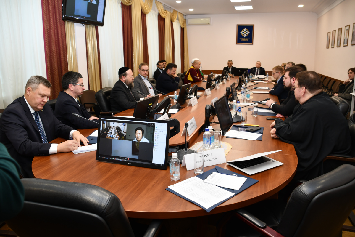 В Секретариате ОДКБ состоялся круглый стол на тему: «Межрелигиозный диалог как способ укрепления коллективной безопасности»